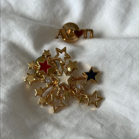 Avon Brooch Bundle - Picture 1 of 6